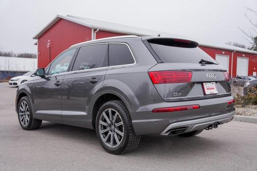 2019 Audi Q7 55 Premium Plus