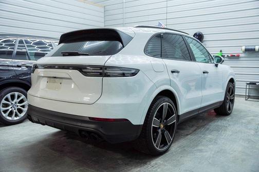 2021 Porsche Cayenne Cayenne