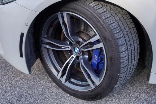 Alpine White 2018 BMW M5 Base