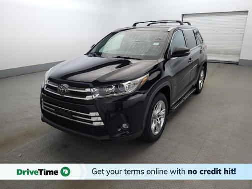 Midnight Black Metallic 2019 Toyota Highlander Limited