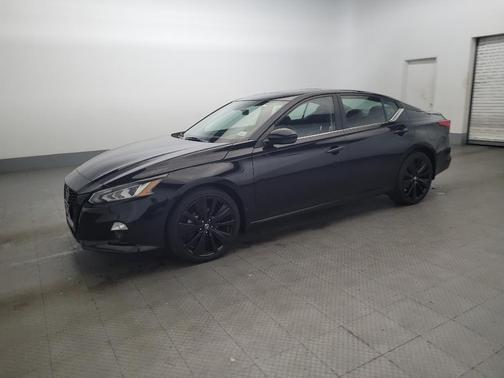 2022 Nissan Altima SR FWD