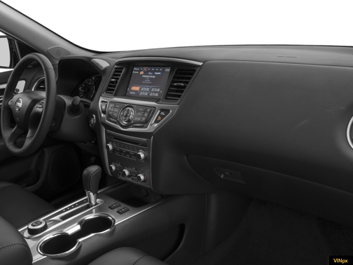 2018 Nissan Pathfinder SL
