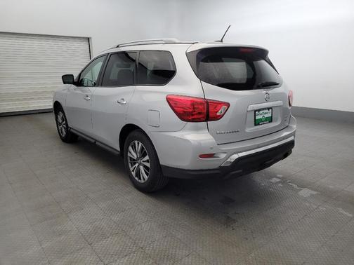 2018 Nissan Pathfinder SL