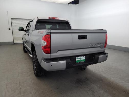 Silver Sky Metallic 2016 Toyota Tundra SR5