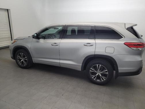2018 Toyota Highlander LE