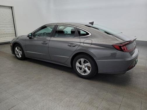 2022 Hyundai SONATA SE