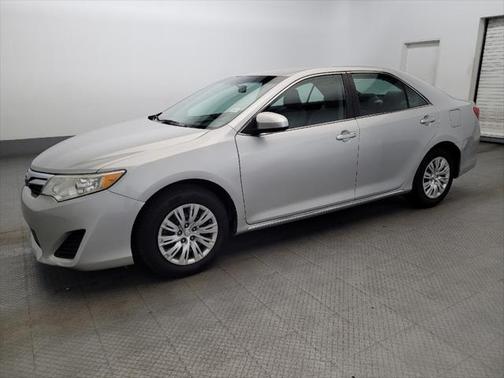 2014 Toyota Camry LE