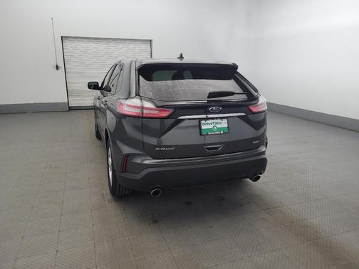 2019 Ford Edge SE