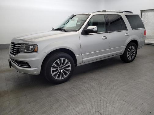 2016 Lincoln Navigator Select