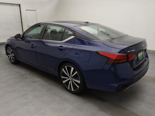 2020 Nissan Altima SR FWD