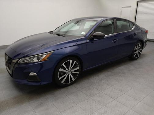 2020 Nissan Altima SR FWD