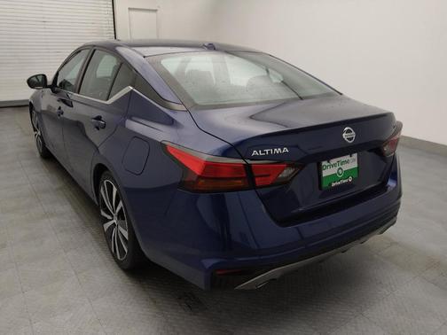 2020 Nissan Altima SR FWD