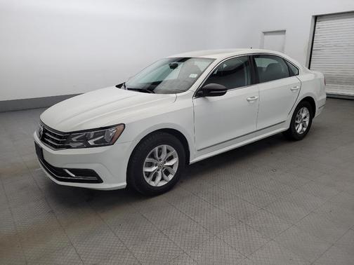 2017 Volkswagen Passat 1.8T S