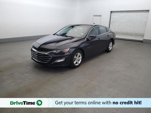 Dark Ash Metallic 2023 Chevrolet Malibu FWD 1LT