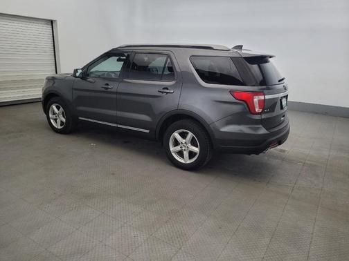 Magnetic Metallic 2018 Ford Explorer XLT