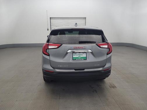 Sterling Metallic 2024 GMC Terrain SLE