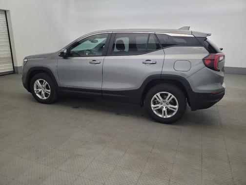Sterling Metallic 2024 GMC Terrain SLE