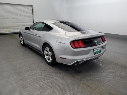 2017 Ford Mustang V6