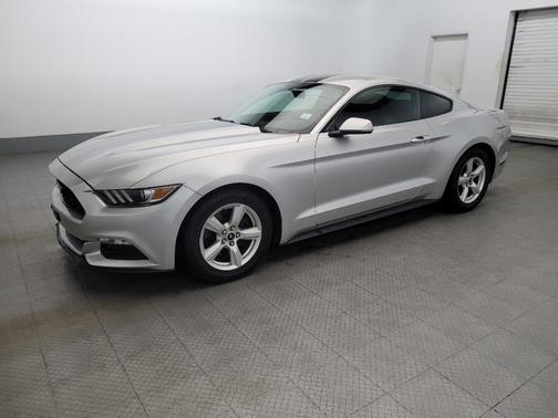 2017 Ford Mustang V6
