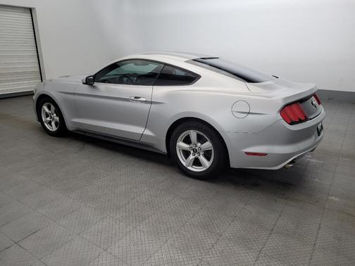 2017 Ford Mustang V6