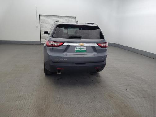 Gray 2019 Chevrolet Traverse LT Cloth