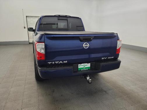 2018 Nissan Titan SV