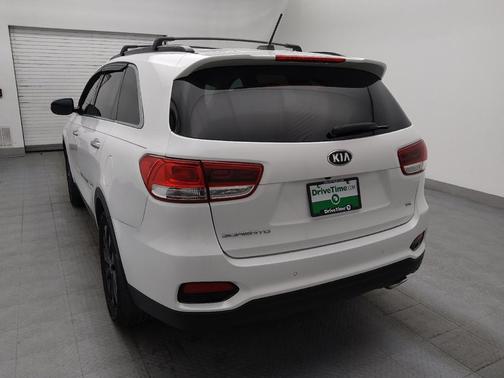 2019 Kia Sorento S