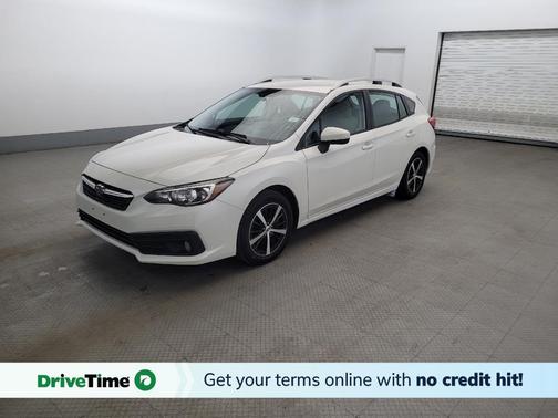 Crystal White Pearl 2020 Subaru Impreza Premium 5-Door