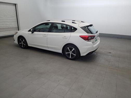 Crystal White Pearl 2020 Subaru Impreza Premium 5-Door