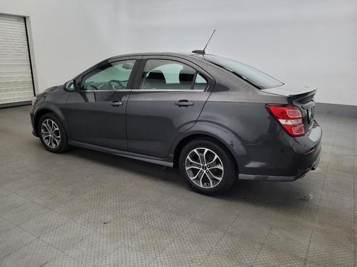 2020 Chevrolet Sonic FWD Sedan LT