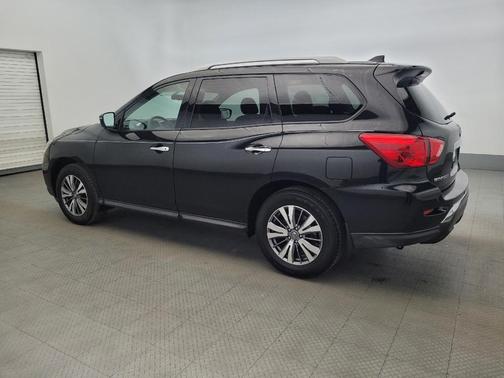 2019 Nissan Pathfinder S