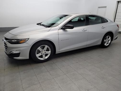 2022 Chevrolet Malibu FWD LT