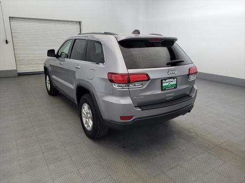 2020 Jeep Grand Cherokee Laredo