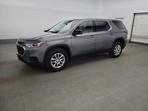 Satin Steel Metallic 2020 Chevrolet Traverse LS