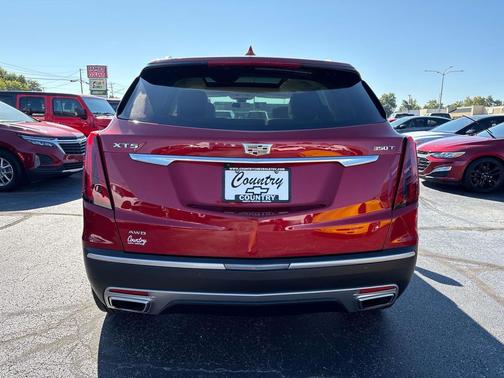 2022 Cadillac XT5 Premium Luxury