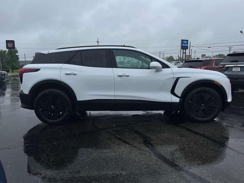 2025 Chevrolet Blazer EV AWD LT