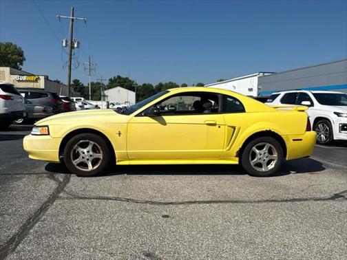 2003 Ford Mustang Base