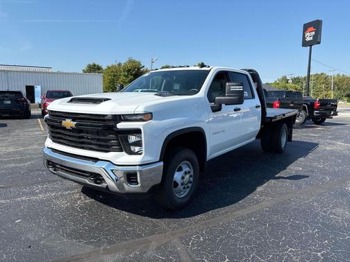 2025 Chevrolet Silverado 3500 WT