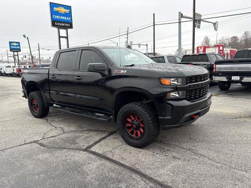 2022 Chevrolet Silverado 1500 Custom Trail Boss