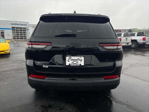 2022 Jeep Grand Cherokee L Altitude