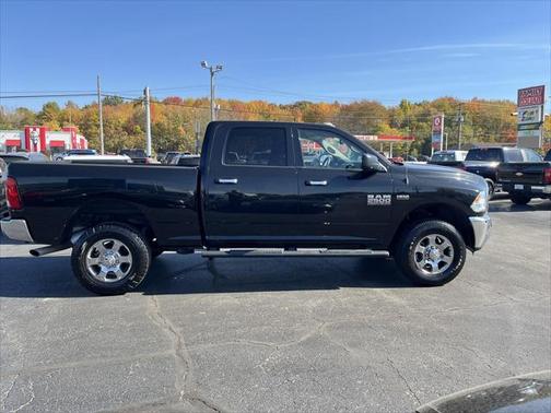 2018 RAM 2500 Big Horn Crew Cab 4x4 6'4' Box