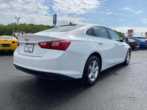 2022 Chevrolet Malibu 1LS