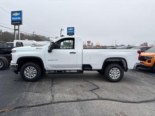 2026 Chevrolet Silverado 3500 WT