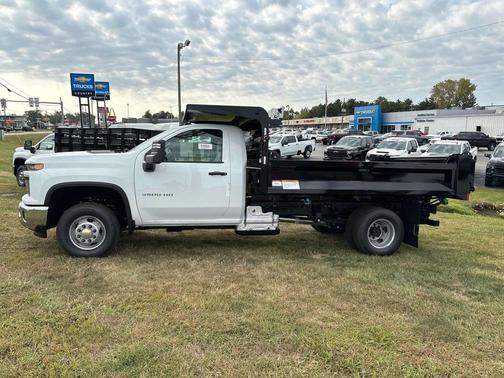 2025 Chevrolet Silverado 3500 WT