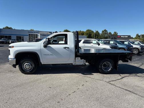2025 Chevrolet Silverado 3500 WT