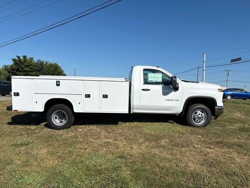 2025 Chevrolet Silverado 3500 WT