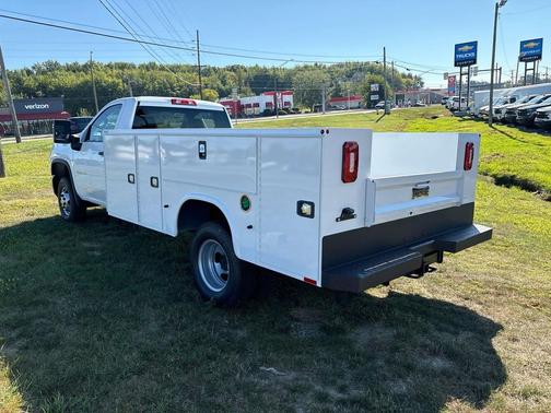2025 Chevrolet Silverado 3500 WT