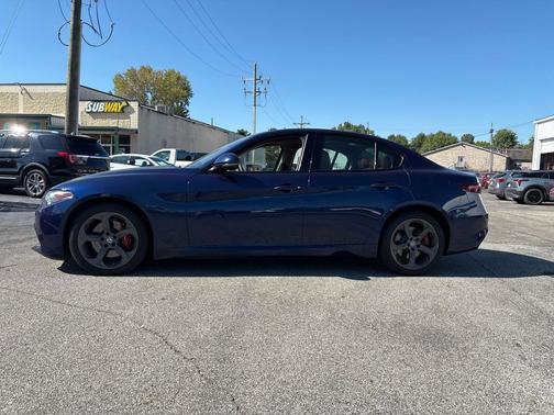 2018 Alfa Romeo Giulia Base