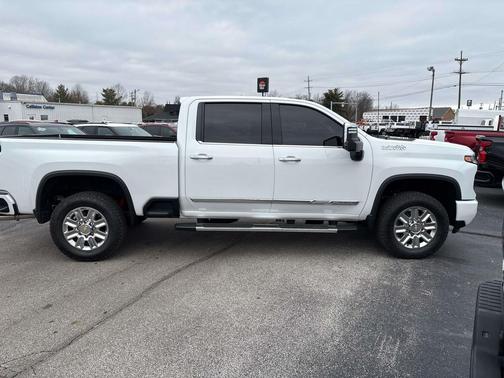 2025 Chevrolet Silverado 2500 High Country