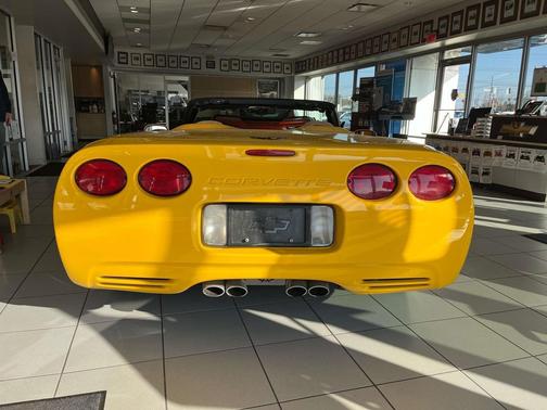 2002 Chevrolet Corvette Base